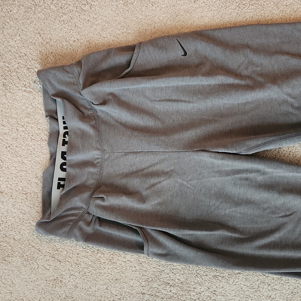 🔥Nike Dri fit grey sweatpants 2